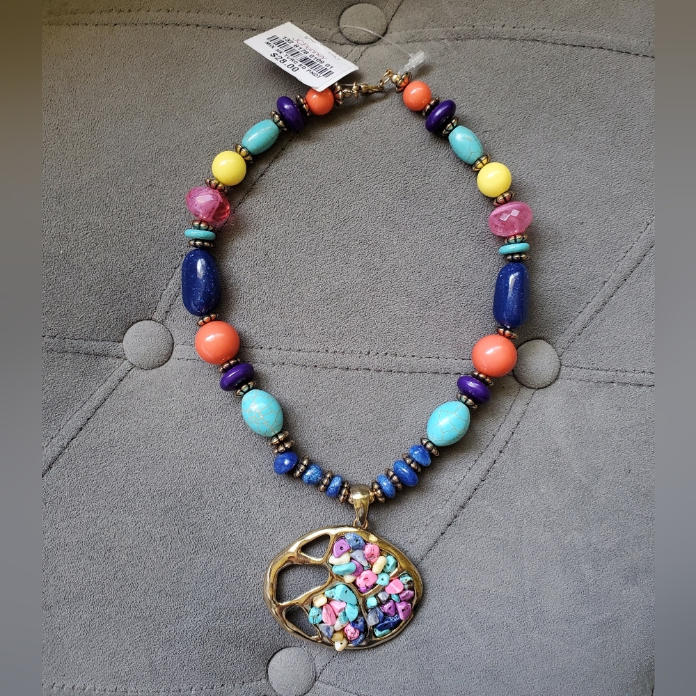 Colorful Bead necklace NWT